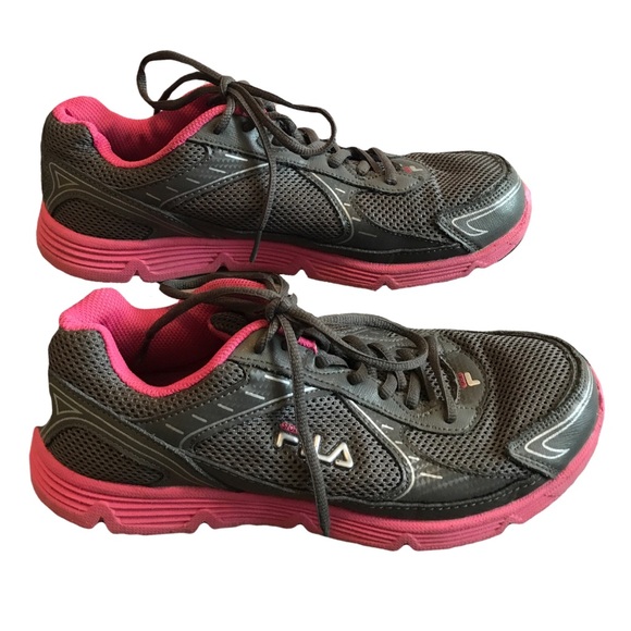 fila disruptor size 3.5